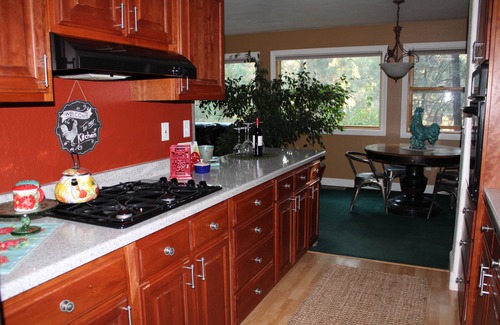 Iron Horse House | 7 Days - 6 nights! EXPLORE LOST SIERRA @ FOREST & FARM on biodynamic farmsteadn
