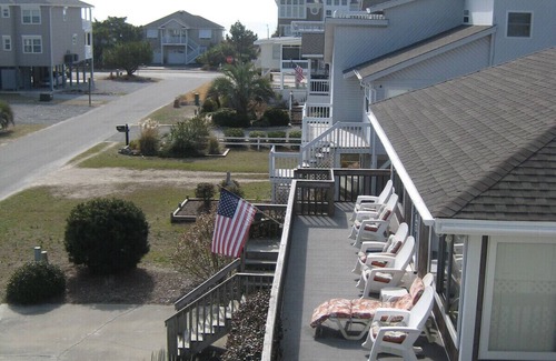 Ocean Isle Beach Cottage | 7 Duneside Drive-Smith