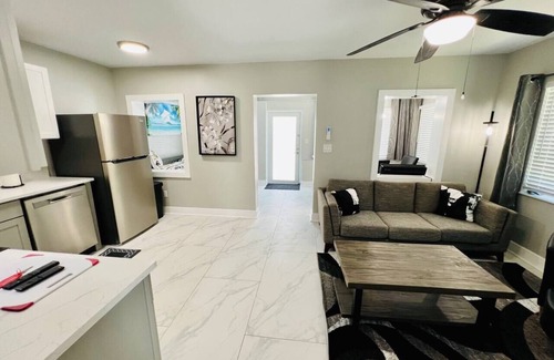 Edgewood Apartment | #7 Heated Pool, Private Patio & Grill