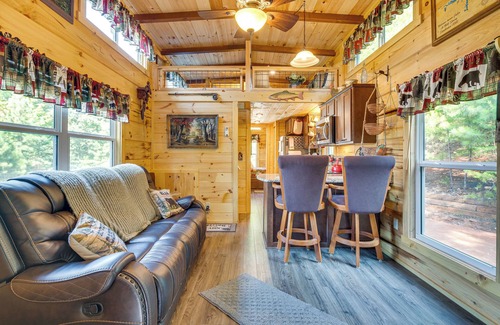 Mill Spring Cabin | 7 Mi to Lake Lure: Mill Spring Cabin w/Hot Tub