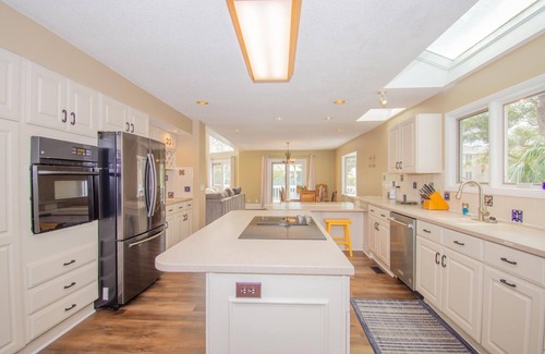 Saint Helena Island House | 702 Whiting Rd