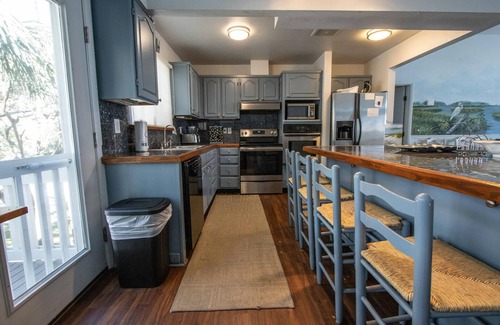 Saint Helena Island House | 705 Silverside