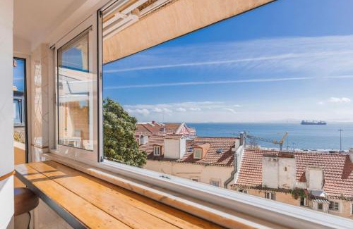 Alfama Apartment | 70m2 Tagus River Terrace in Alfama By LovelyStay