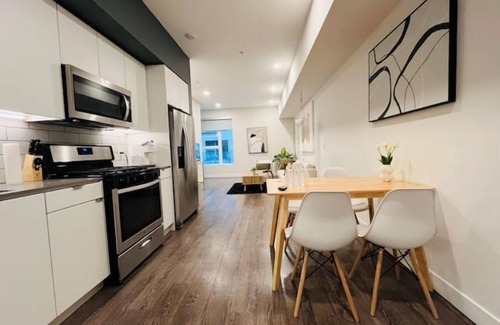 Hollywood Condo | 7111 Santa Monica blvd West Hollywood 90046