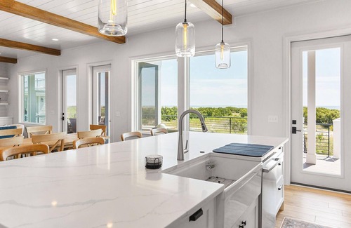 Saint Helena Island House | 718 Swordfish Road