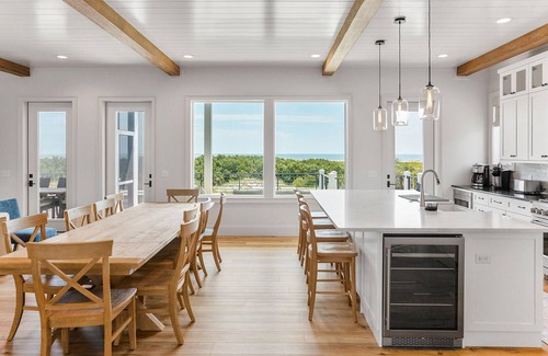 Saint Helena Island House | 718 Swordfish Road