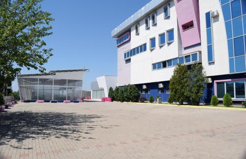 Stip Hotel | 7even weddings & events