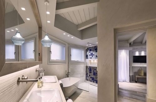 Baja Sardinia Hotel | 7Pines Resort Sardinia-A Destination By Hyatt