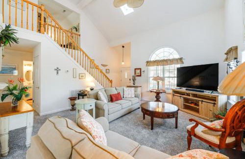 Ocean Pines House | 8 Mi to Beach Ocean Pines Home Near Marina and Golf
