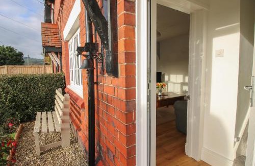 Acrefair House | 8 New Houses