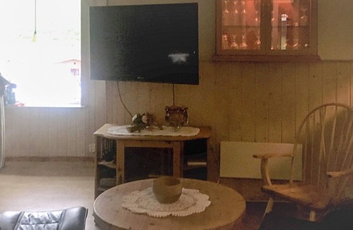 Sifjord House | 8 person holiday home in Kaldfarnes