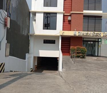 Bacoor City Hotel | 8 Zhensen Inn