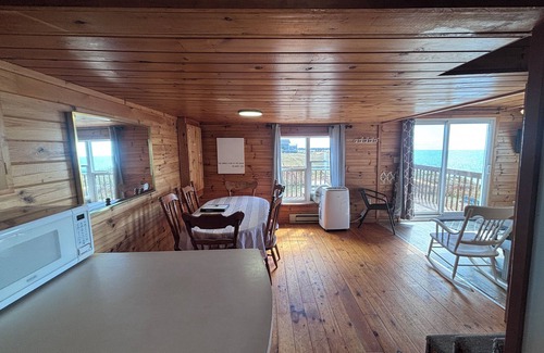 Borden-Carleton Cottage | 80 Oceanside Cottage