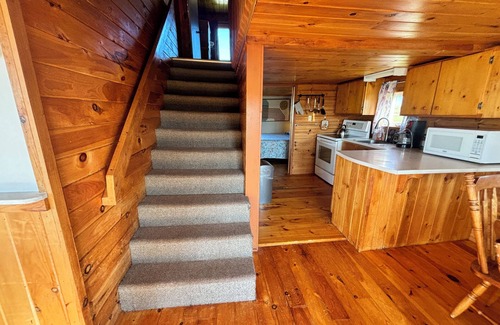 Borden-Carleton Cottage | 80 Oceanside Cottage