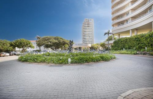 Umhlanga Apartment | 802 Oyster Schelles - by Stay in Umhlanga