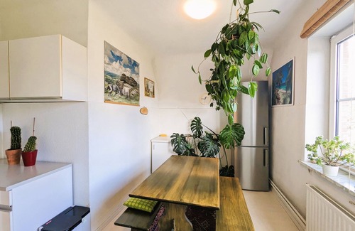 Ahrensburg Apartment | 80m² accommodation with 3 bedrooms for 1-3 people.