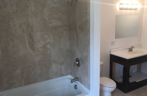 Winooski Apartment | 81A East Allen 2 bdrm Apartment steps to Downtown