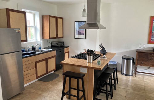 Winooski Apartment | 81B East Allen 2 Bedroom Apartment Downtown Winooski