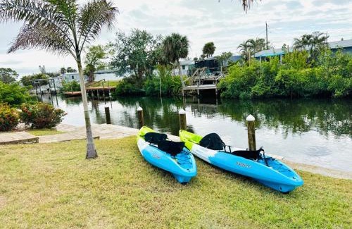 Englewood South House | 831 East 5th