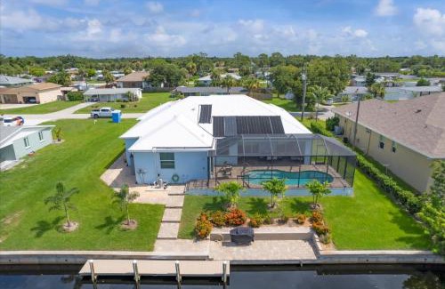 Englewood South House | 831 East 5th