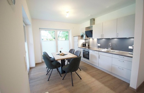 Norddeich Apartment | 85 m² Ferienwohnung, 6 Personen , 2 Schlafzimmer, Erdgeschoss