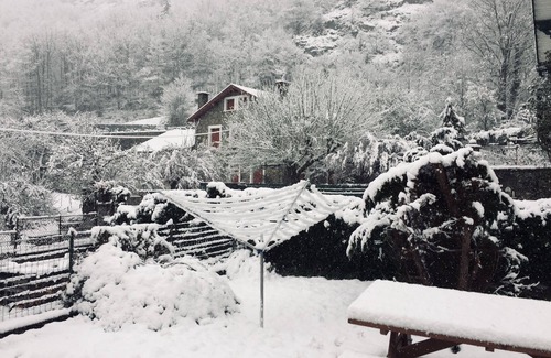 Orgeix House | 85m2 stone mountain house with garden