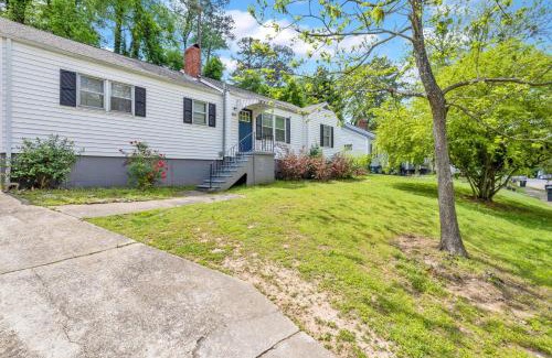 Crestline Heights House | 86th Cozy Coop