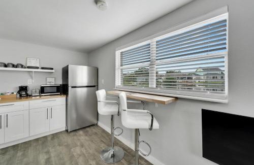 Tampa Apartment | 8818 Rocky Creek Drive Unit A