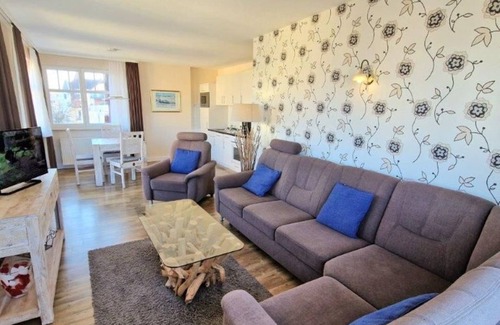Kuhlungsborn Ost Apartment | 89/8 large 2-room apartment lake view - apartment house MONIKA