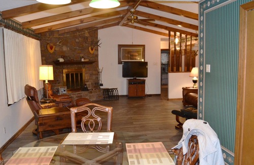 Hot Springs Village House | 8MataWy | Desoto Golf Course Home | Sleeps 4