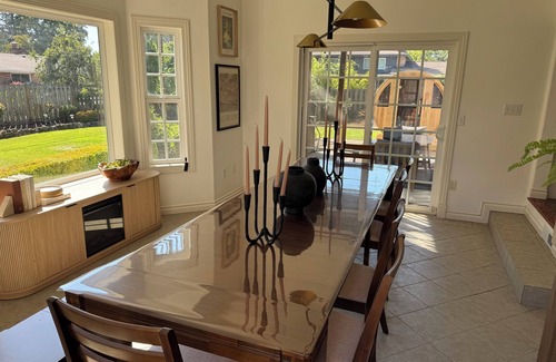 Vancouver House | 9 Bedroom, Hot Tub, Sauna, Patios, Golf, Game Room, Professionally Designed Home