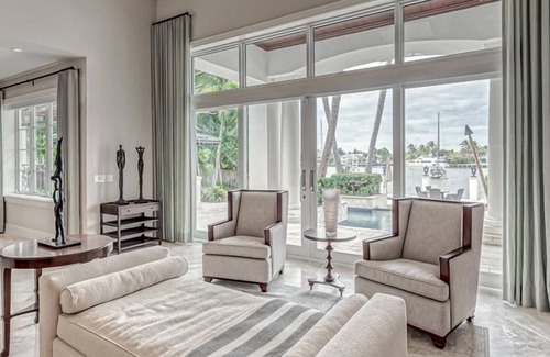 Harbor Beach Apartment | 9 Bedroom Single family 238861 by Houzlet