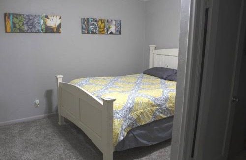 Fairpark Apartment | 9 beds 3ba close to Downtown SLC, Gigabit Wi-Fi