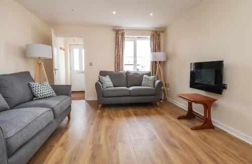 Newport House | 9 Bluebell Lane