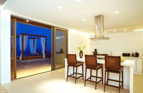 Bophut Hills Villa | 9 Br Sea View Villa Blue ~ 5* with staff