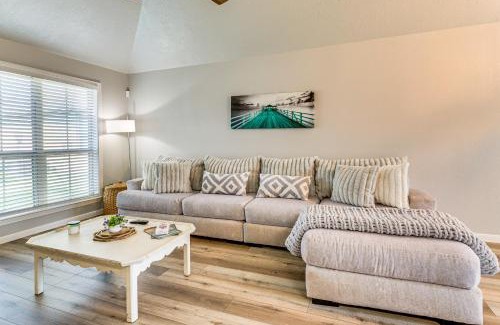 Bryan House | 9 Mi to College Station Dog-Friendly Home with Yard