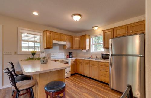 Montrose House | 9 Mi to Effingham Pet-Friendly Rural Escape