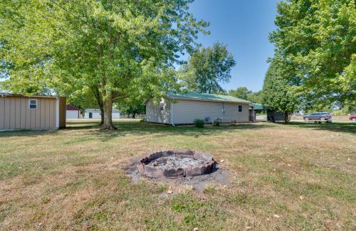 Montrose House | 9 Mi to Effingham Pet-Friendly Rural Escape