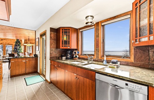 Tofte Cabin | 9 Min to Lutsen MTN/Amazing Views/Gourmet Kitchen