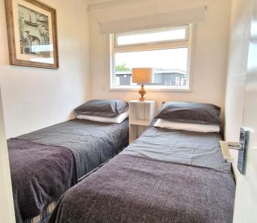 Stalham Ski Chalet | 93 Broadside Holiday Chalet near Broads & Beaches