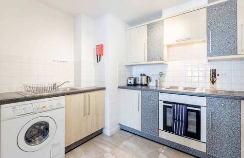 Grove Apartment | 97 Regents Court -1 bedroom apartment