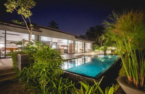 Kumbalam Bed & Breakfast | 976 Panangad