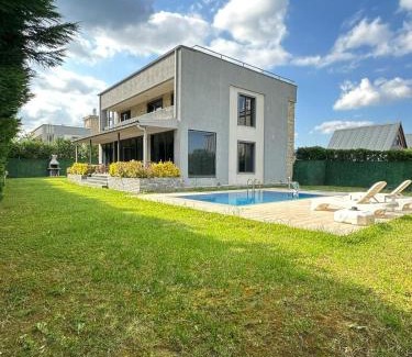 Yanik Villa | Aşk Sapanca villalar