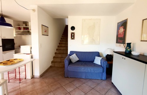 Marine de Saint Ambroggio Villa | A 300 Mètres de la Superbe Plage de Sant'ambroggio, Dans un Quartier Calme