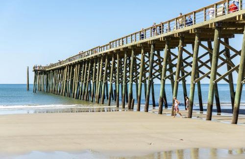 Long Beach House | A Beach Music Paradise by Oak Island Accommodations