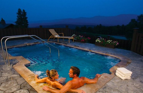 Moscow Villa | A beautiful Austrian inspired two bedroom condo in Stowe, Vermont!