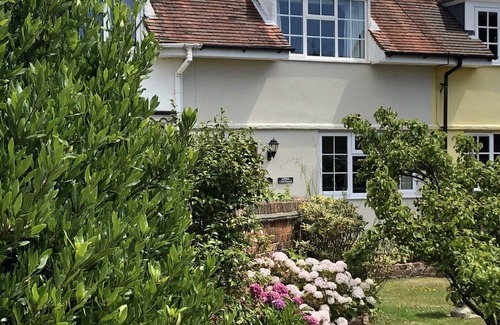 New Forest District Cottage | A beautiful cottage in the heart of the New Forest and a short drive to beaches