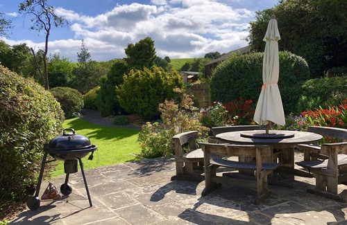 Ashton Under Hill House | A beautiful Grade II listed period property, nestled under Bredon Hill.