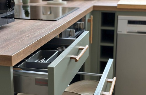 Pierrefonds House | A break between forest and castle