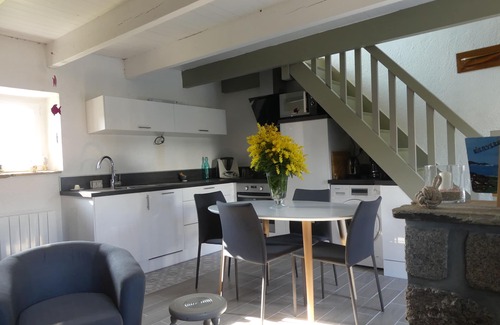 Trevignon House | a Breton jewel 500 m from the sea for 2 people on the Pointe de Trévignon